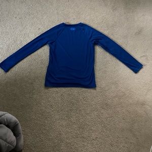 Long sleeve under armor shirt